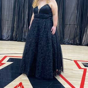 Black hoco/prom dress